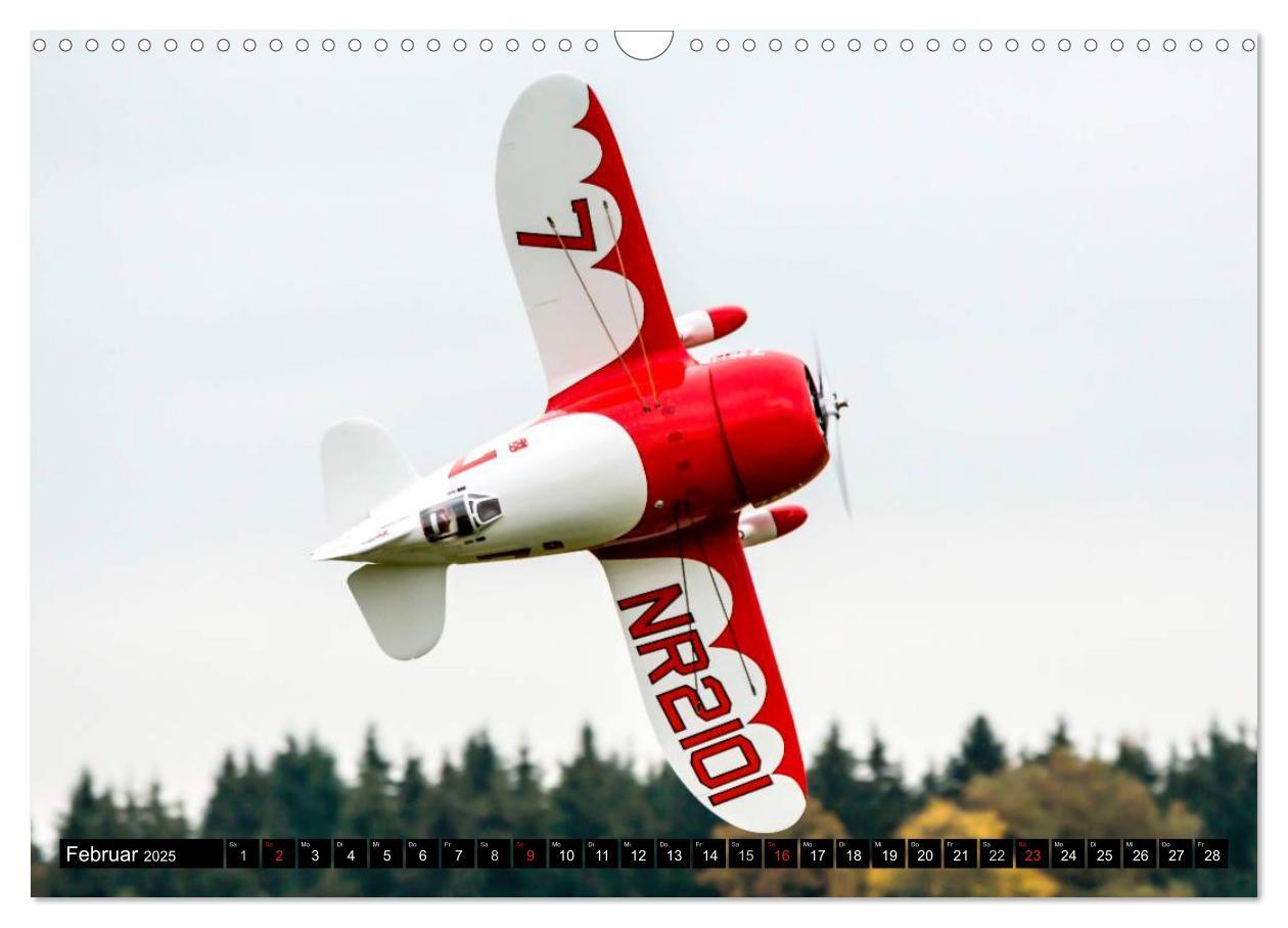 Bild: 9783435509980 | Modellflugzeuge über Friedrichshafen (Wandkalender 2025 DIN A3...