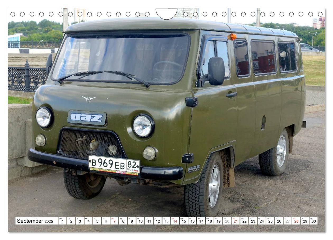 Bild: 9783435218158 | Auto-Legende UAZ-452 - Russlands Brotlaib auf Rädern (Wandkalender...