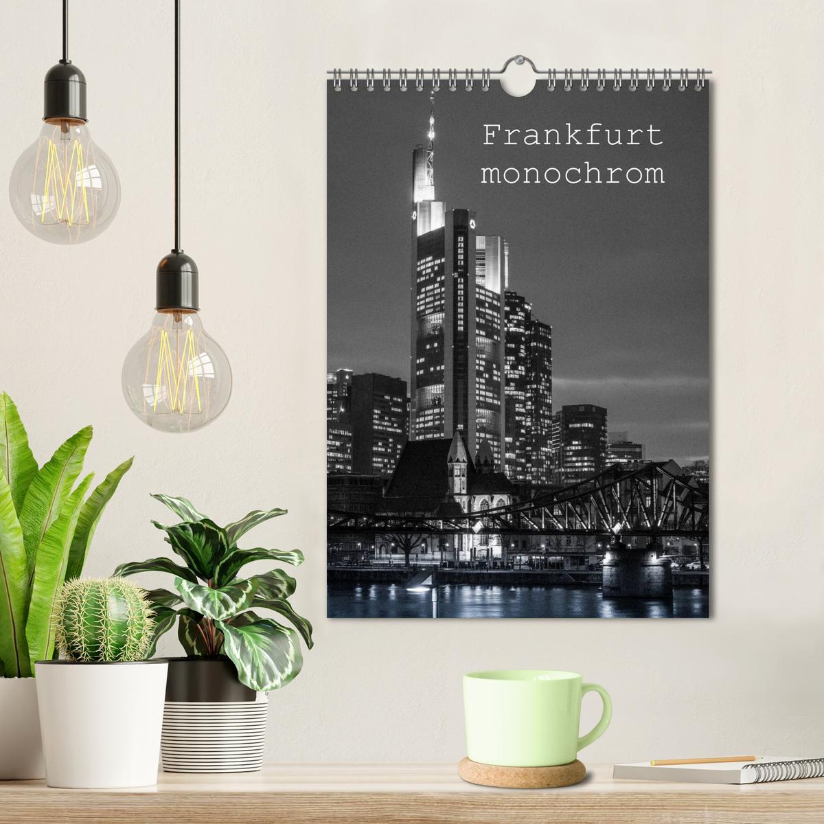 Bild: 9783457043912 | Frankfurt monochrom (Wandkalender 2025 DIN A4 hoch), CALVENDO...