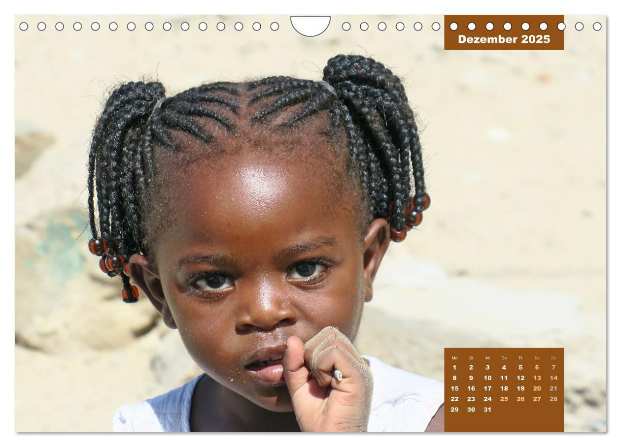 Bild: 9783383852282 | Kinderporträts aus Afrika (Wandkalender 2025 DIN A4 quer), CALVENDO...