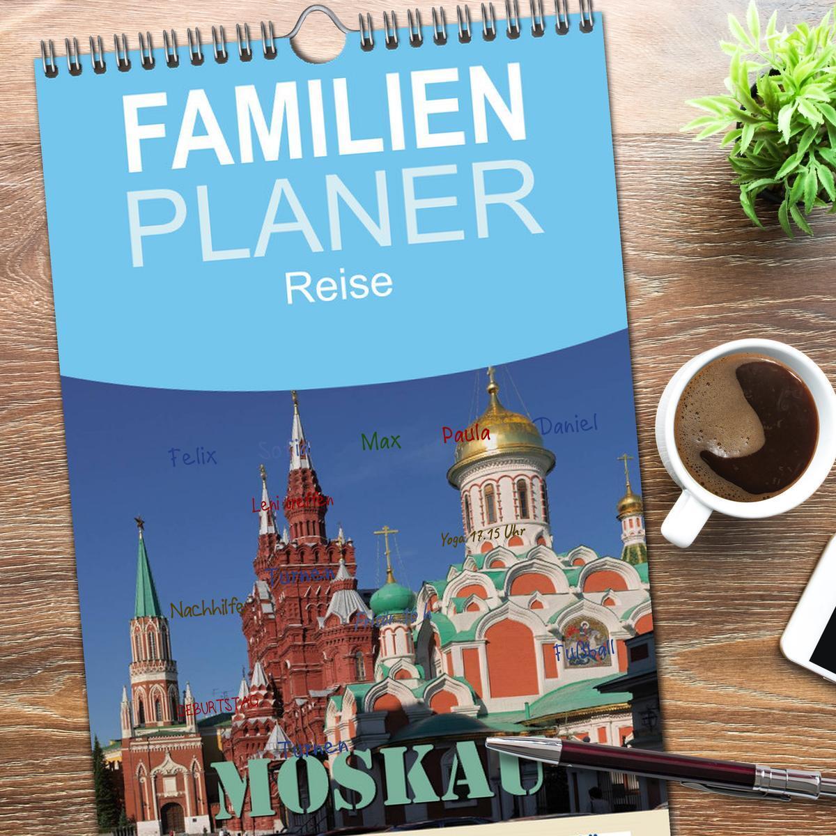 Bild: 9783457120972 | Familienplaner 2025 - Moskau mit 5 Spalten (Wandkalender, 21 x 45...