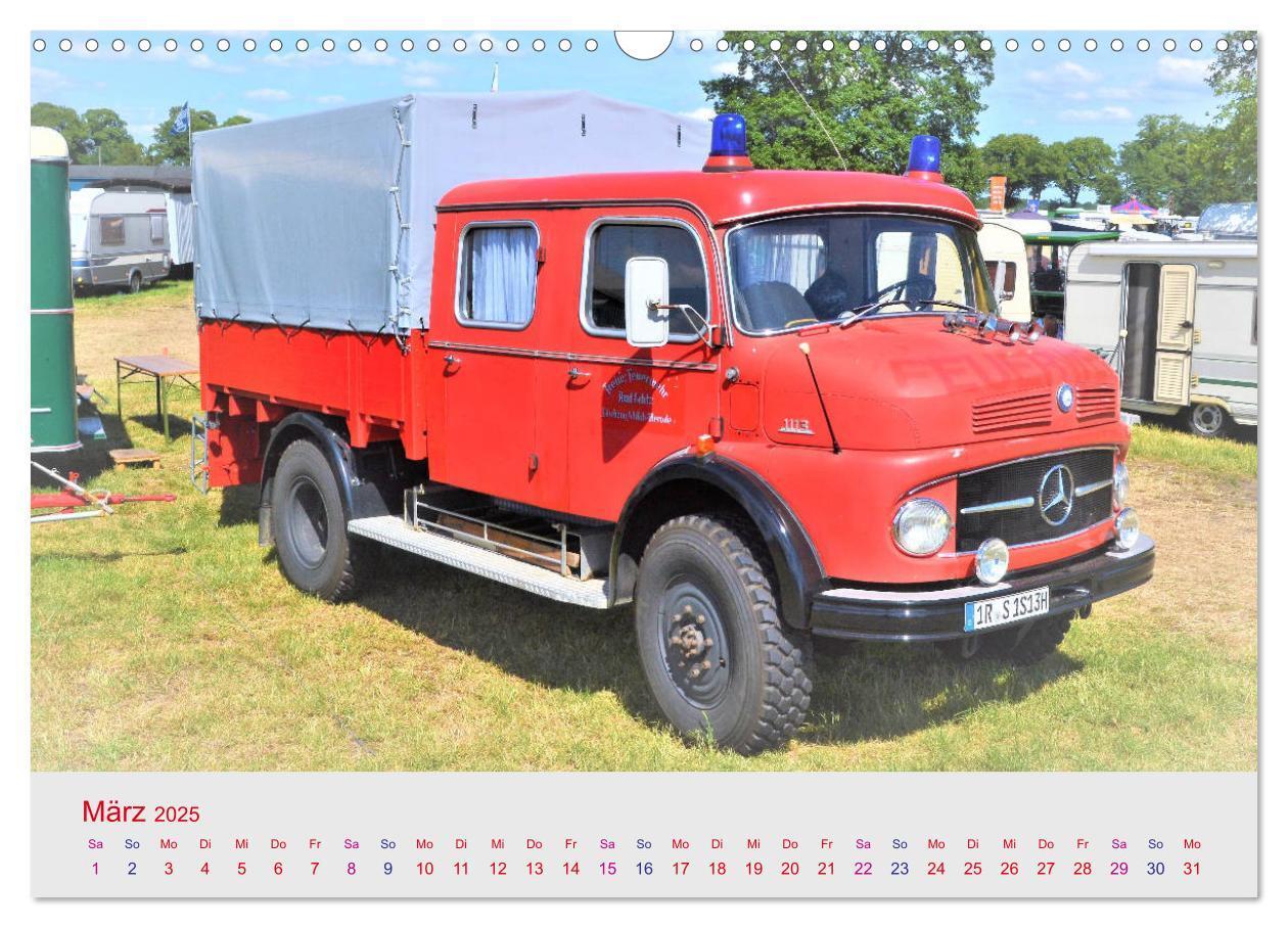 Bild: 9783435213177 | Oldtimer-FEUERWEHR (Wandkalender 2025 DIN A3 quer), CALVENDO...