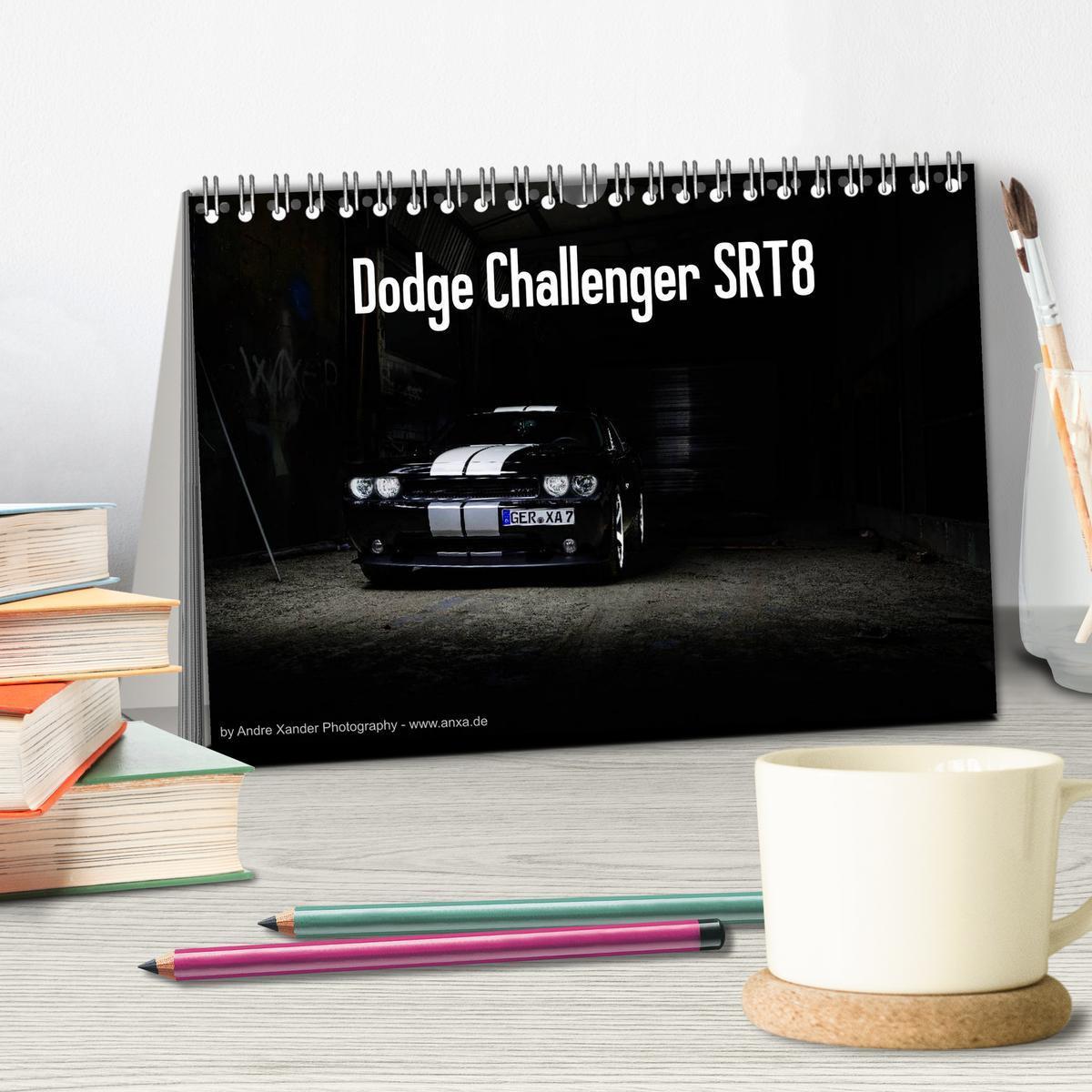 Bild: 9783435770106 | Dodge Challenger SRT8 (Tischkalender 2025 DIN A5 quer), CALVENDO...