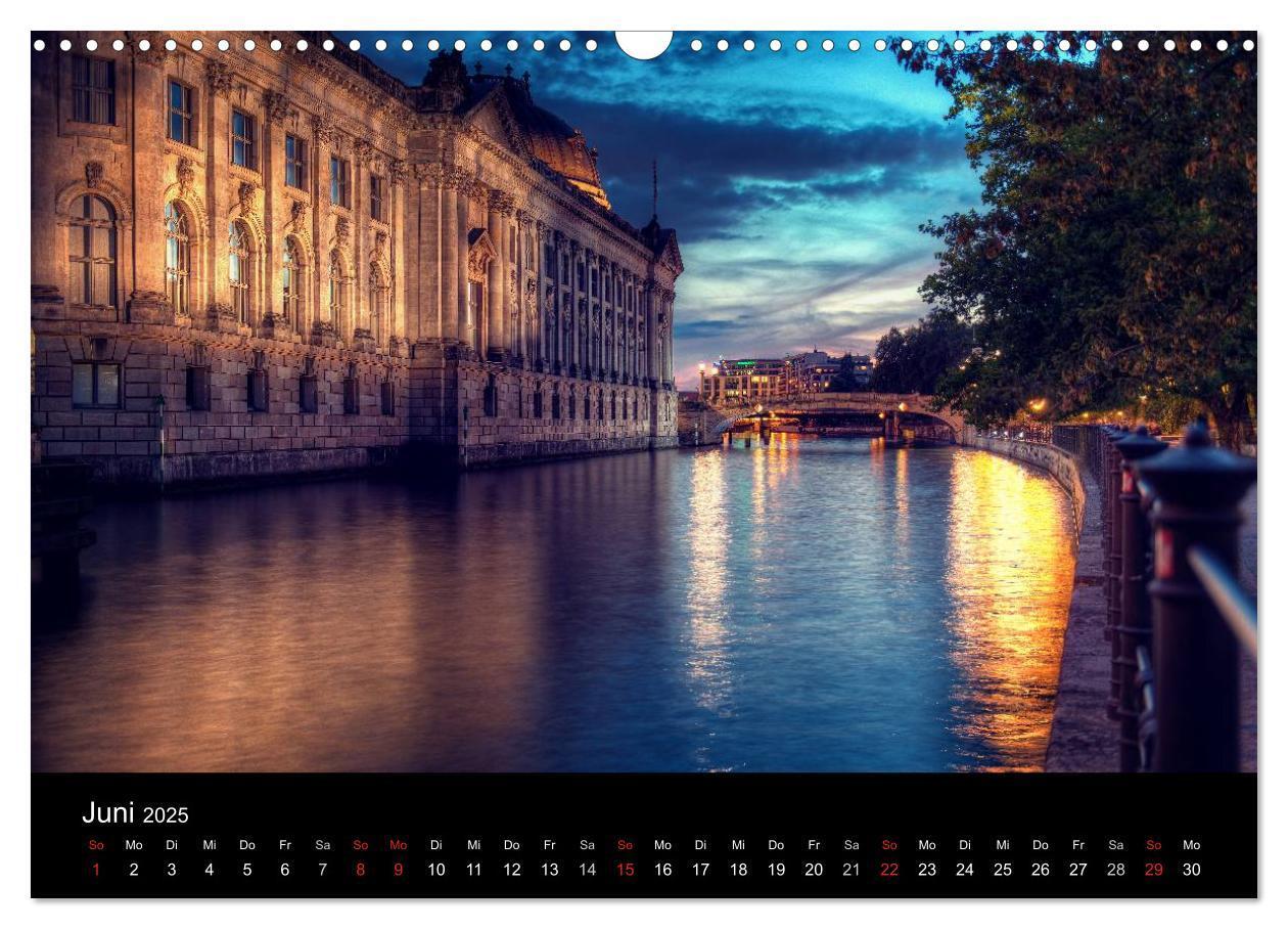 Bild: 9783435566099 | Berlin zwischen Tag und Nacht (Wandkalender 2025 DIN A3 quer),...