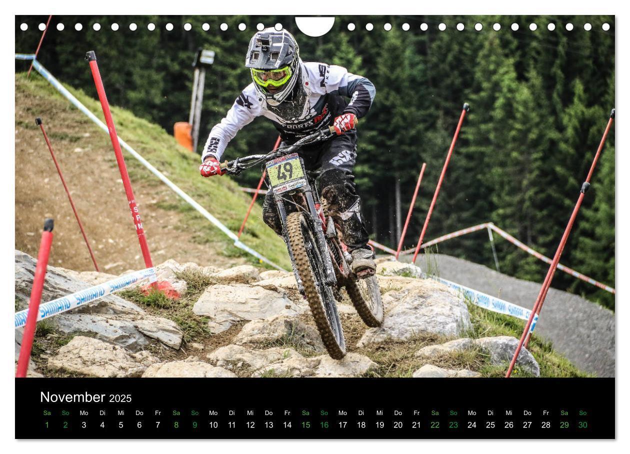 Bild: 9783435433124 | Downhill Racing 2025 (Wandkalender 2025 DIN A4 quer), CALVENDO...