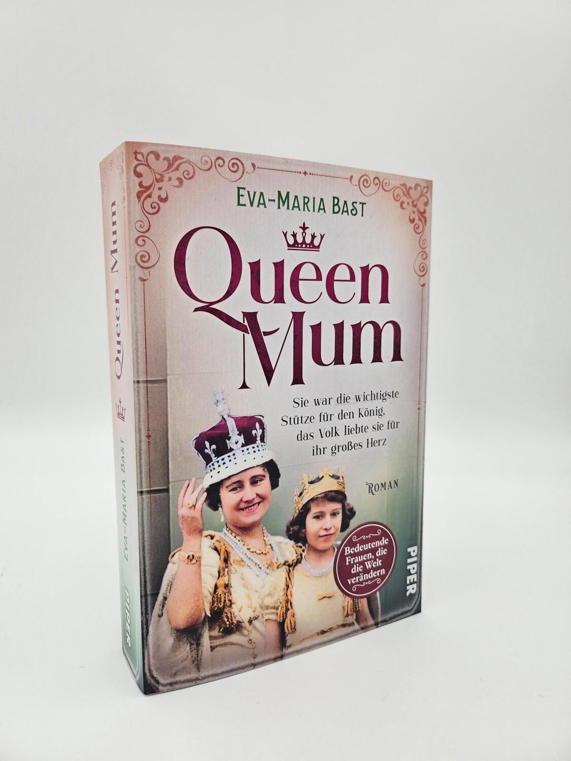 Bild: 9783492064729 | Queen Mum | Eva-Maria Bast | Taschenbuch | 432 S. | Deutsch | 2024