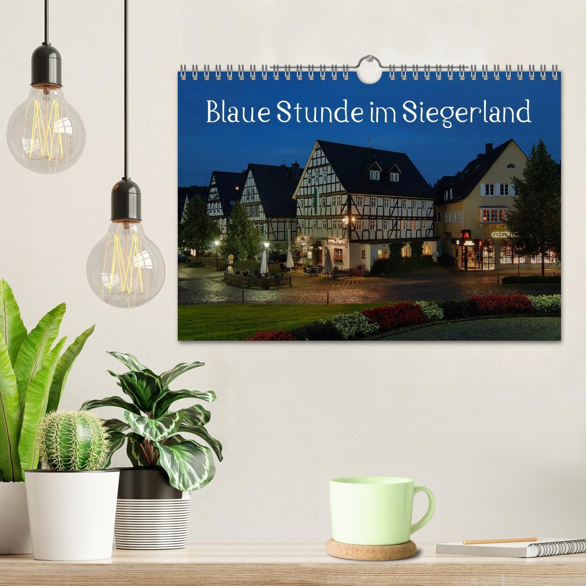 Bild: 9783435614233 | Blaue Stunde im Siegerland (Wandkalender 2025 DIN A4 quer),...