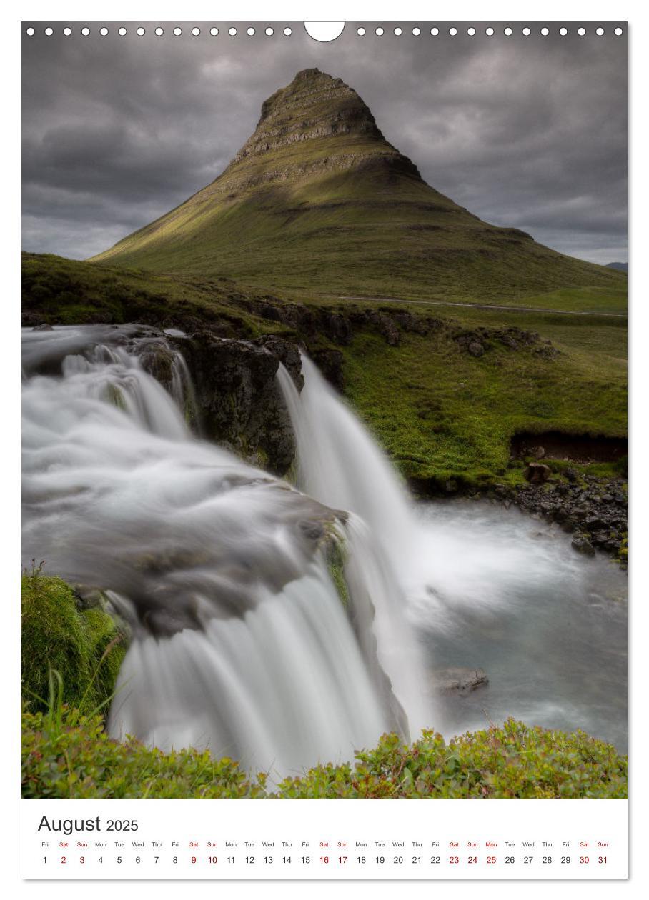 Bild: 9781325997534 | Magic of Iceland - nature photography (Wall Calendar 2025 DIN A3...