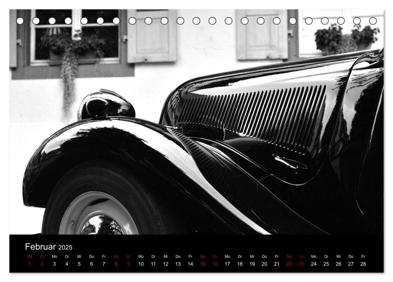 Bild: 9783435436118 | Citroën 11 CV Traction Avant in schwarzweiss (Tischkalender 2025...