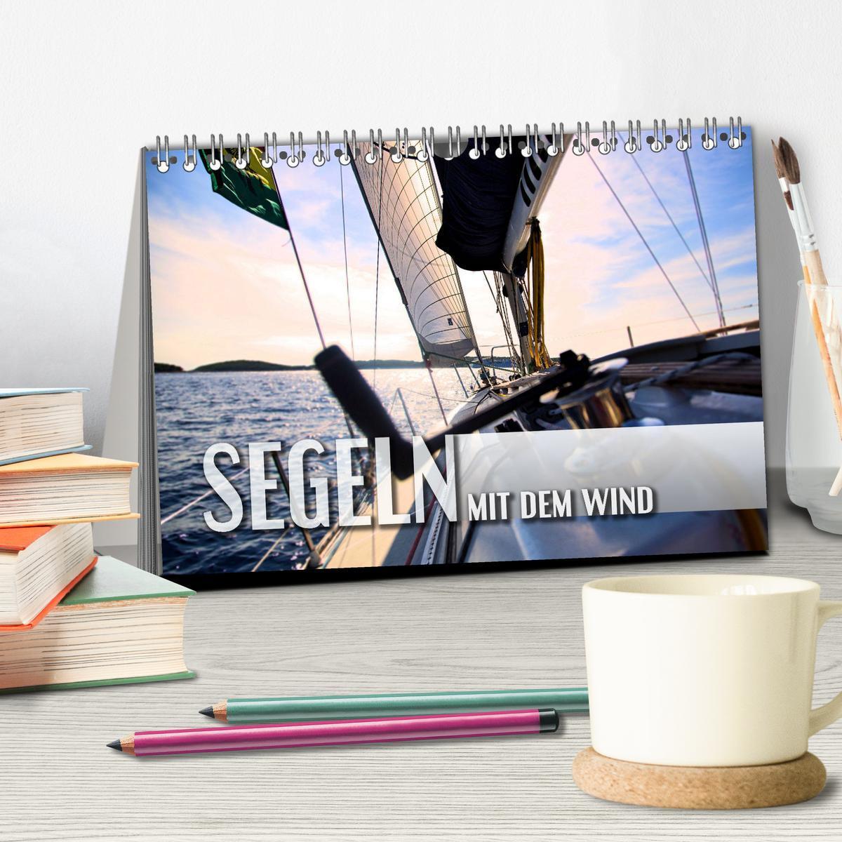 Bild: 9783383942402 | Segeln - mit dem Wind (Tischkalender 2025 DIN A5 quer), CALVENDO...