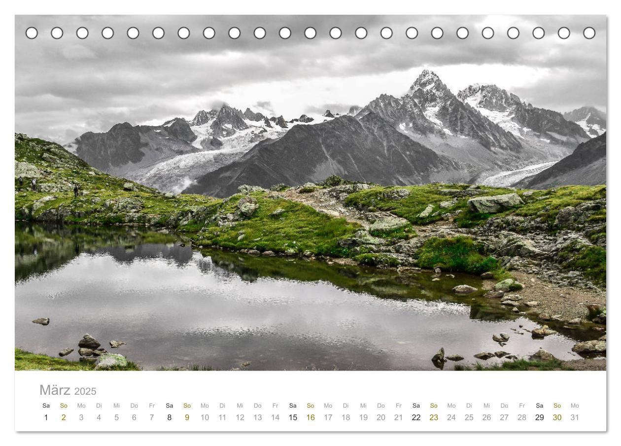 Bild: 9783435157112 | Berge - Die Schönheit der Alpen (Tischkalender 2025 DIN A5 quer),...