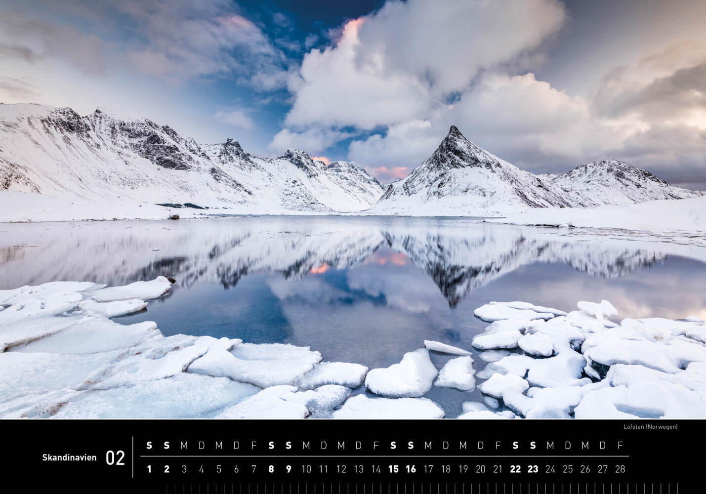 Bild: 9783968555300 | 360° Skandinavien Premiumkalender 2025 | Robert Haasmann | Kalender