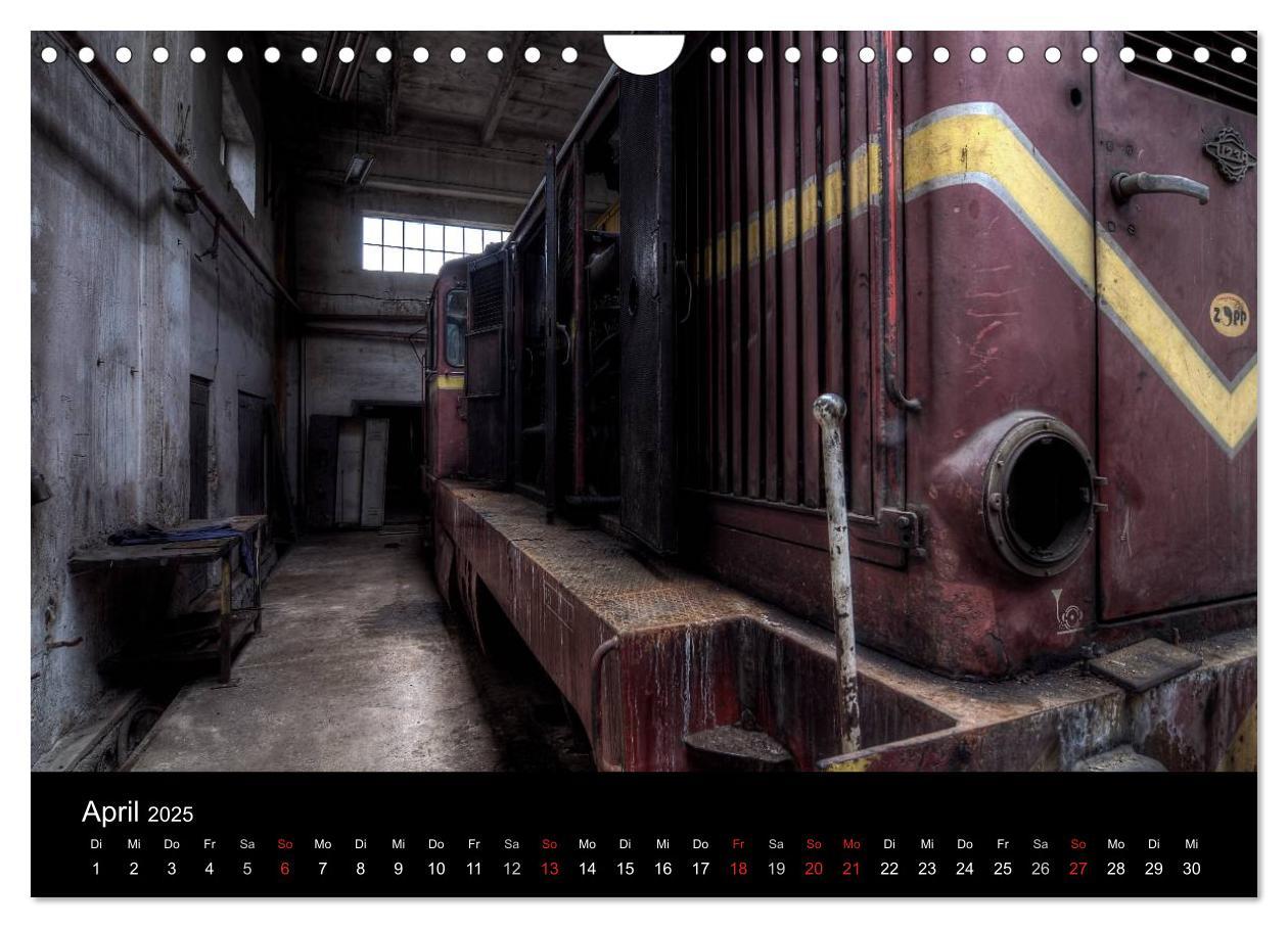 Bild: 9783435610938 | Verlassene Orte - Die Lokomotivwerkstatt (Wandkalender 2025 DIN A4...