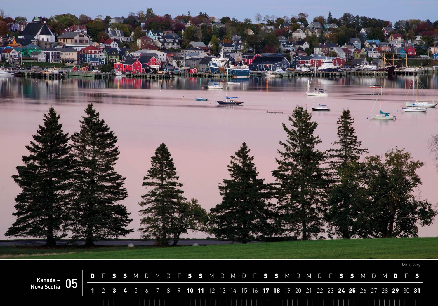 Bild: 9783968555294 | 360° Kanada - Nova Scotia Premiumkalender 2025 | Christian Heeb | 2025