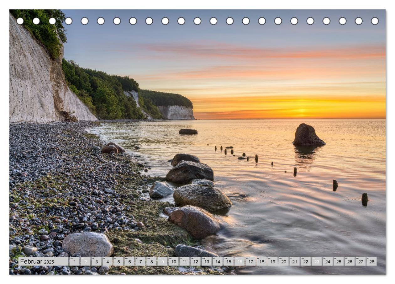 Bild: 9783383953934 | Wunderschöne Ostsee Rügen und Usedom (Tischkalender 2025 DIN A5...