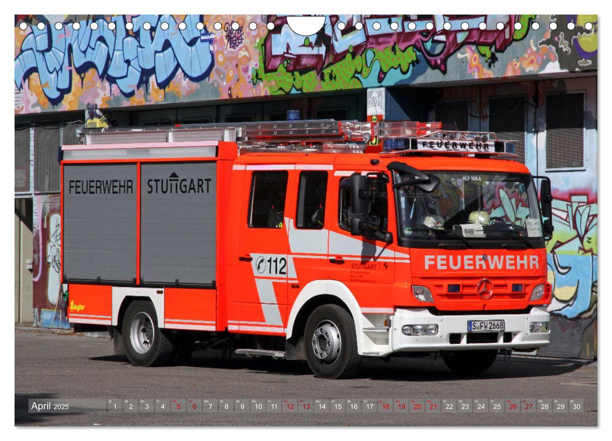 Bild: 9783383968068 | Einsatzfahrzeuge der Feuerwehr Stuttgart (Wandkalender 2025 DIN A4...