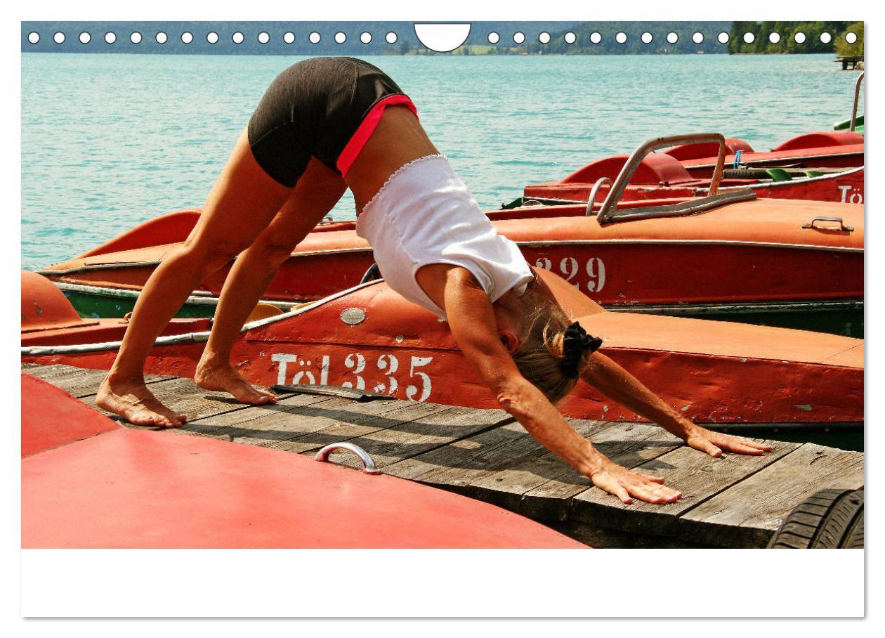 Bild: 9783435283132 | Yoga ¿ Harmonie am Walchensee (Wandkalender 2025 DIN A4 quer),...