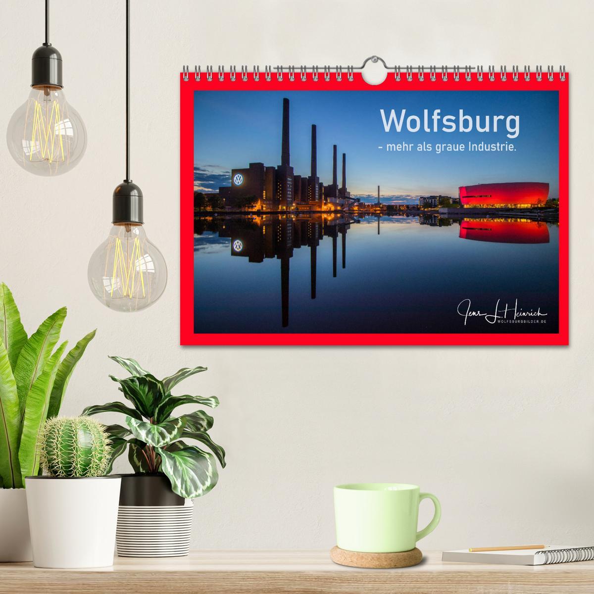 Bild: 9783435133437 | Wolfsburg - mehr als graue Industrie. (Wandkalender 2025 DIN A4...