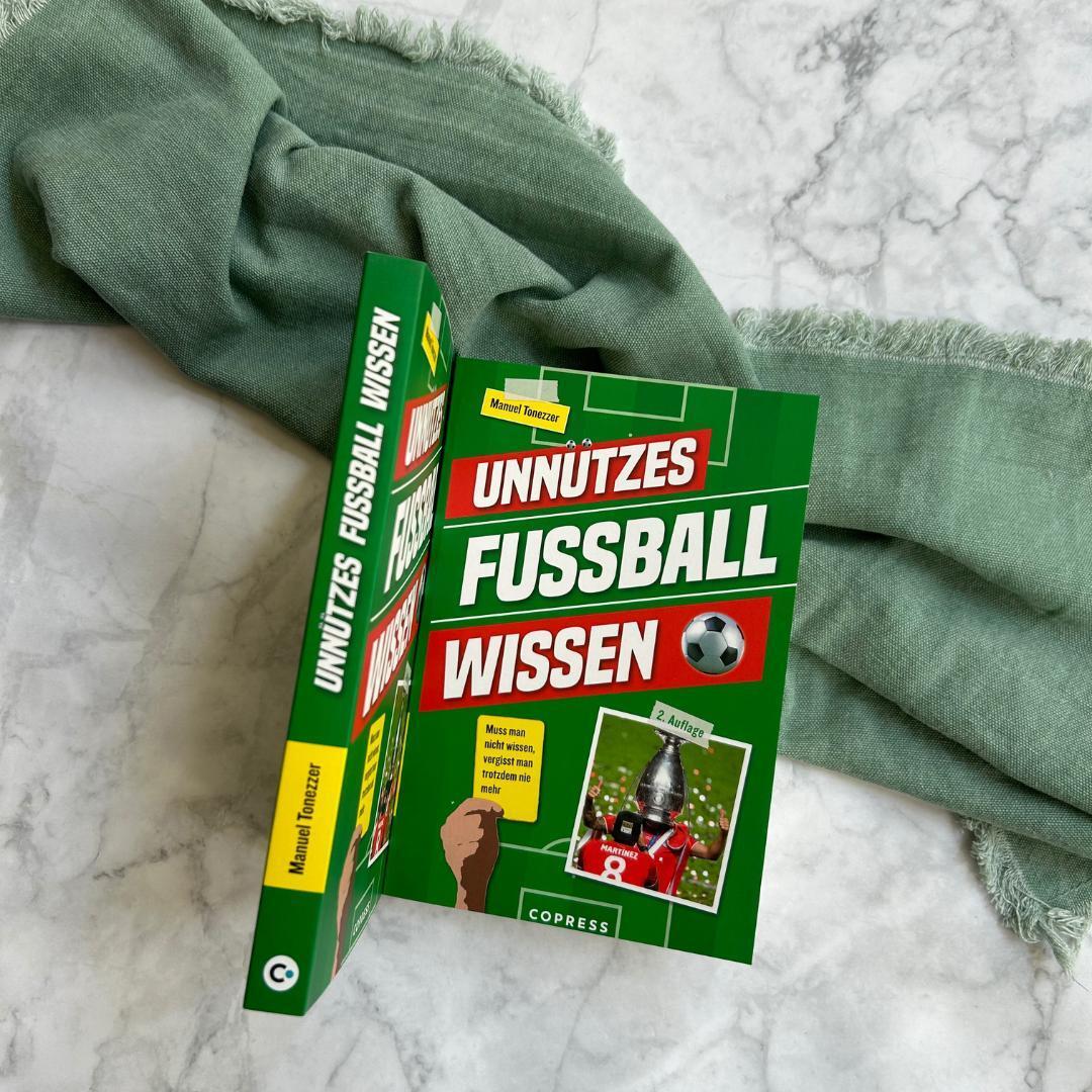 Bild: 9783767913035 | Unnützes Fußballwissen | Manuel Tonezzer | Taschenbuch | 160 S. | 2024