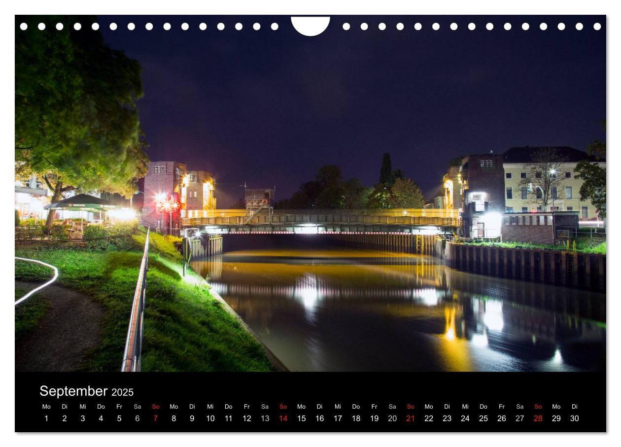 Bild: 9783435627257 | Oldenburg bei Nacht (Wandkalender 2025 DIN A4 quer), CALVENDO...