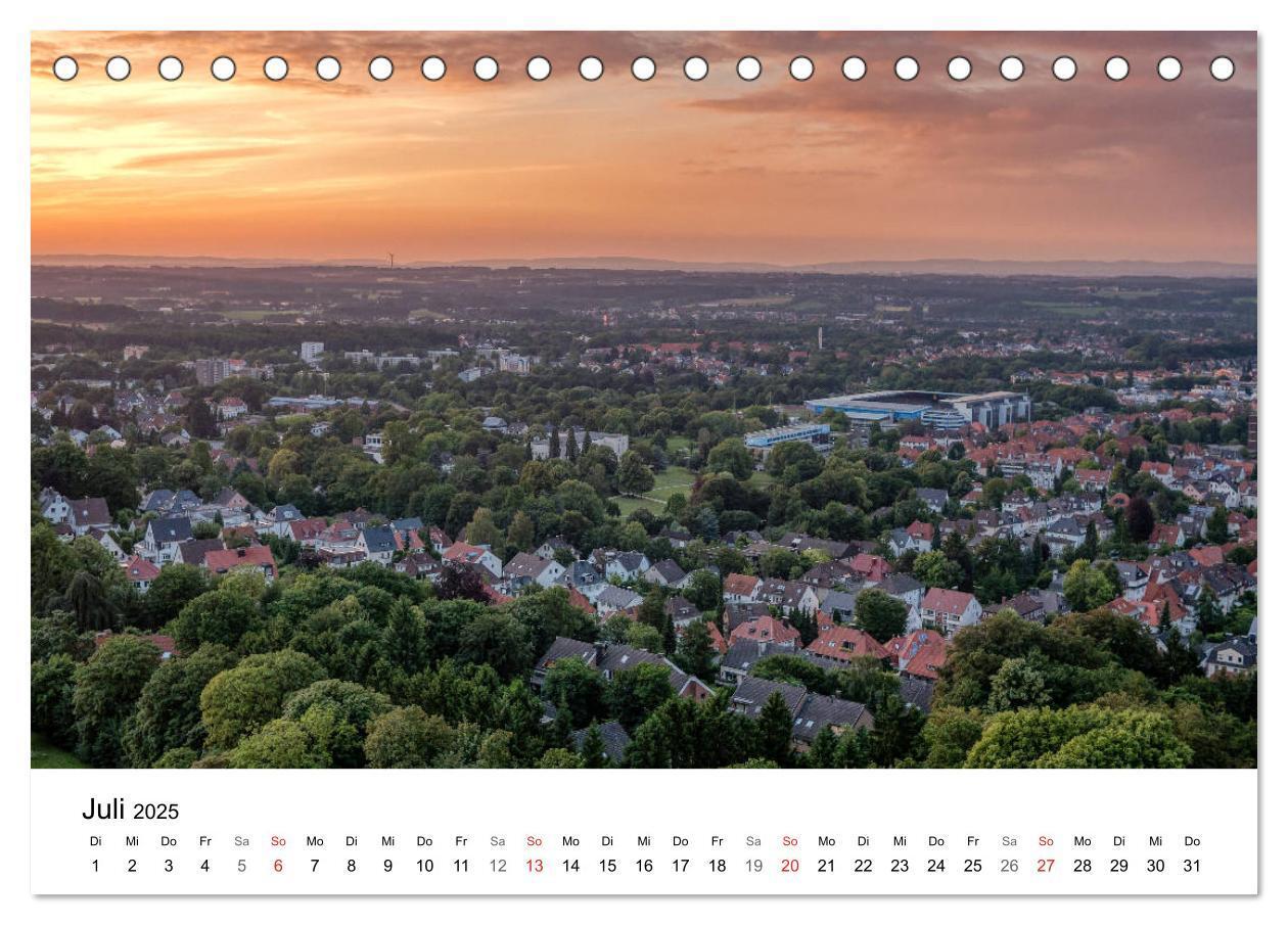 Bild: 9783435450442 | BIELEFELD aus der Vogelperspektive (Tischkalender 2025 DIN A5...