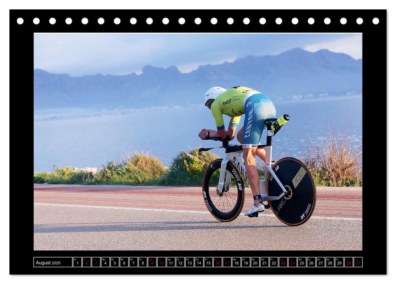 Bild: 9783383840494 | TRIATHLON Impressionen (Tischkalender 2025 DIN A5 quer), CALVENDO...