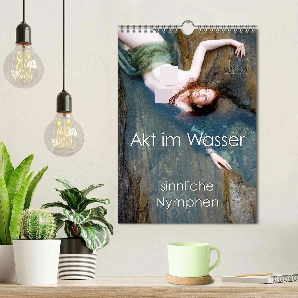 Bild: 9783435894482 | Akt im Wasser - sinnliche Nymphen (Wandkalender 2025 DIN A4 hoch),...