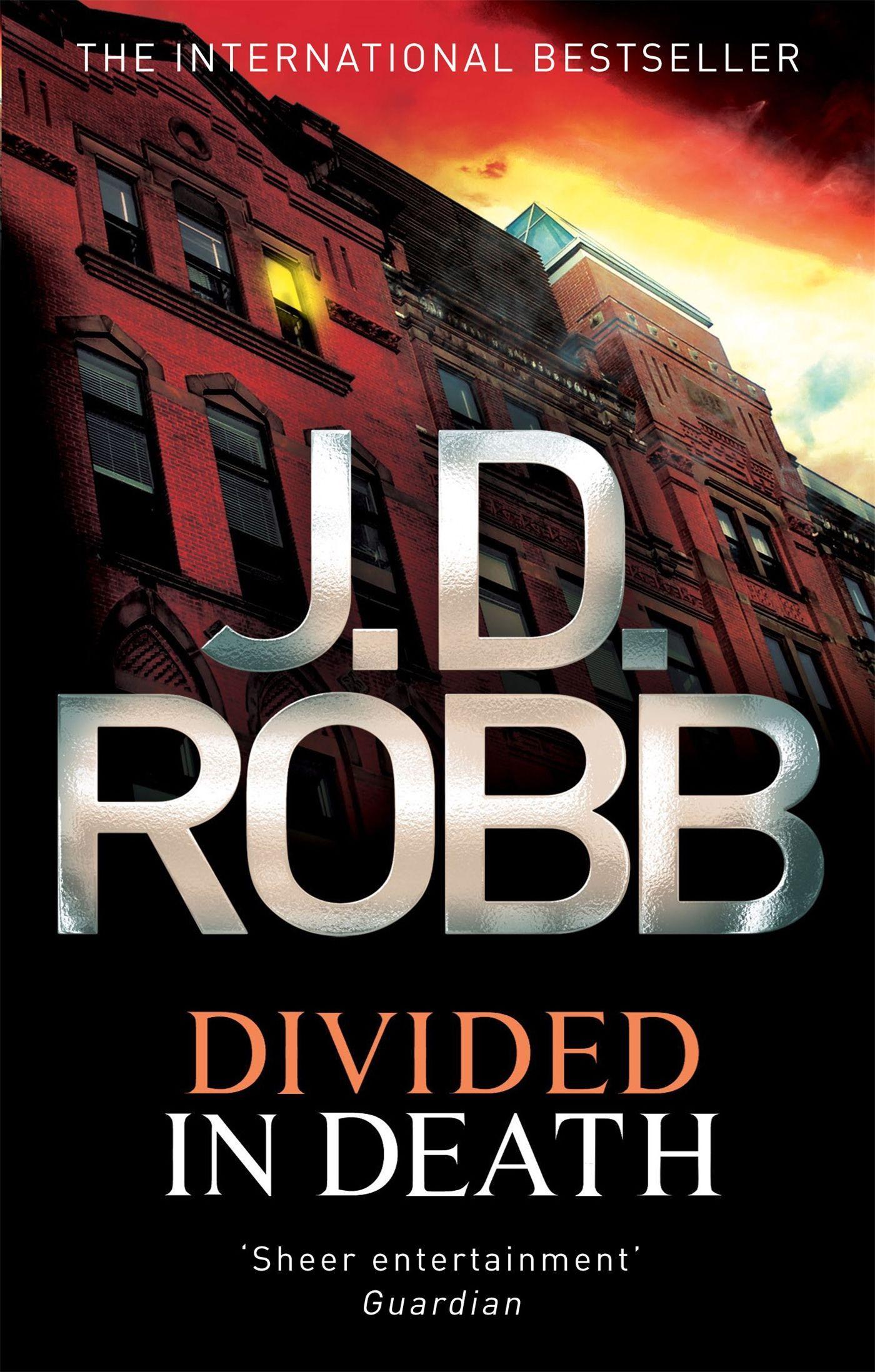 Cover: 9780749957384 | Divided In Death | J. D. Robb | Taschenbuch | Kartoniert / Broschiert