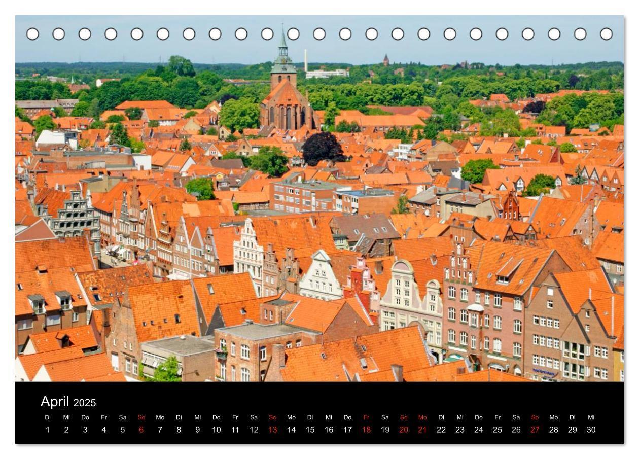 Bild: 9783435790753 | Hansestadt Lüneburg und Lüneburger Heide (Tischkalender 2025 DIN A5...