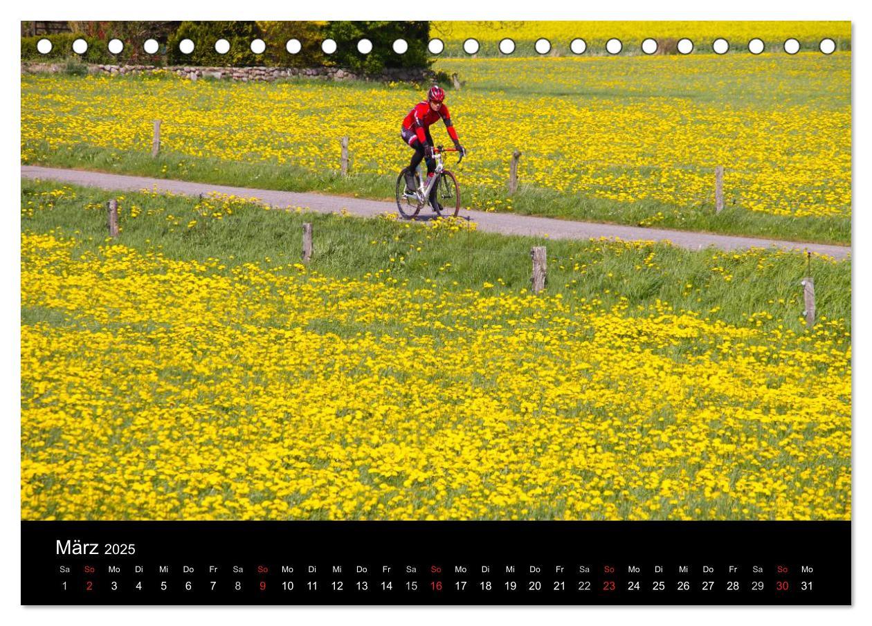 Bild: 9783435643561 | Roadbike Dreams. Traumstraßen in Europa (Tischkalender 2025 DIN A5...