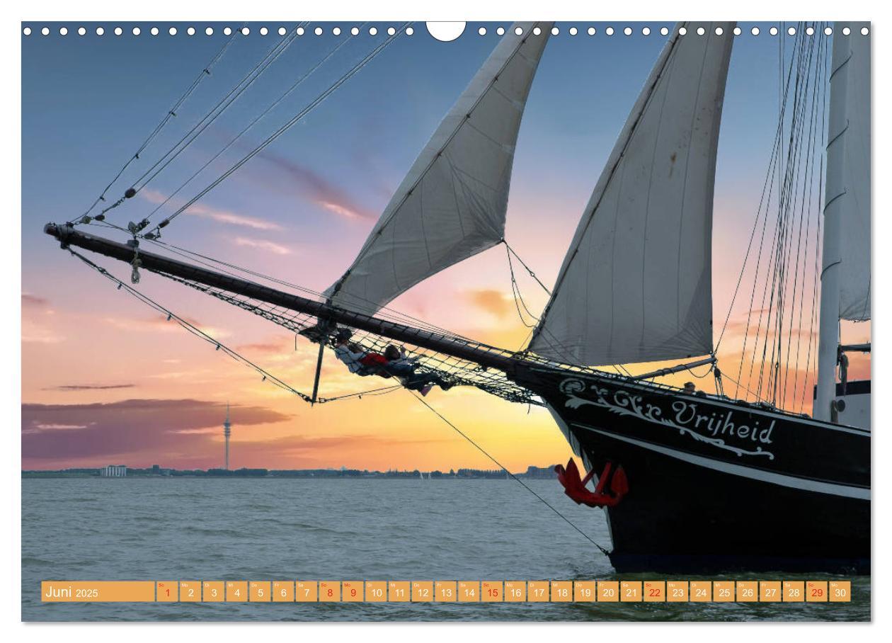 Bild: 9783435154494 | Segeln im Sonnenuntergang (Wandkalender 2025 DIN A3 quer), CALVENDO...