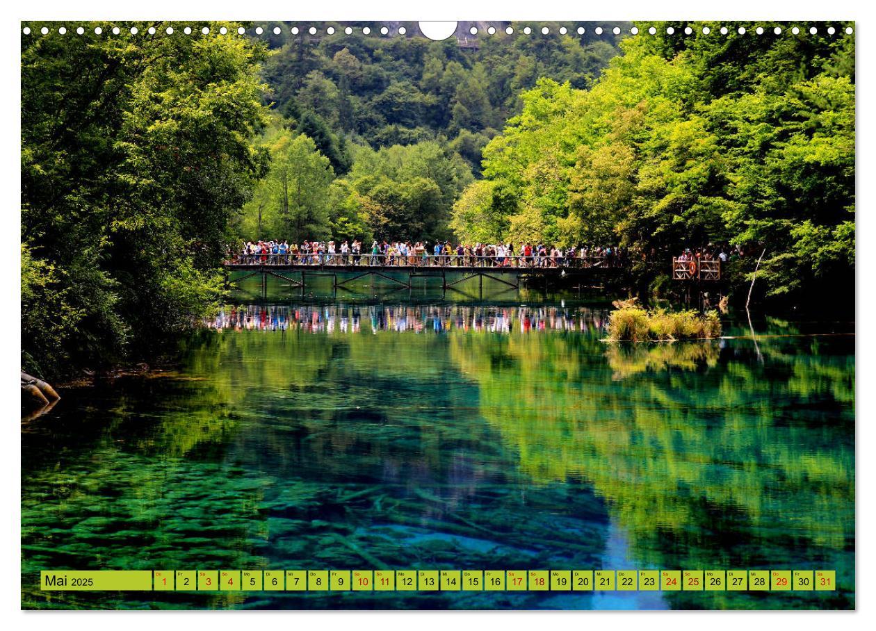 Bild: 9783435426751 | Die magischen Gewässer von Jiuzhaigou und Huanglong (Wandkalender...