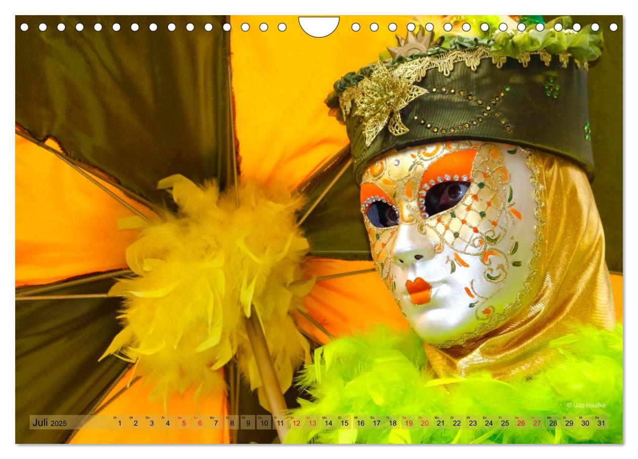 Bild: 9783435733316 | Magie der Masken (Wandkalender 2025 DIN A4 quer), CALVENDO...