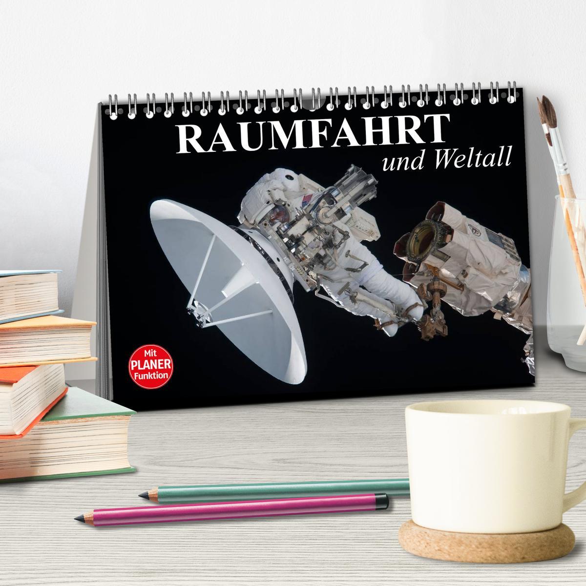 Bild: 9783435529438 | Raumfahrt und Weltall (Tischkalender 2025 DIN A5 quer), CALVENDO...