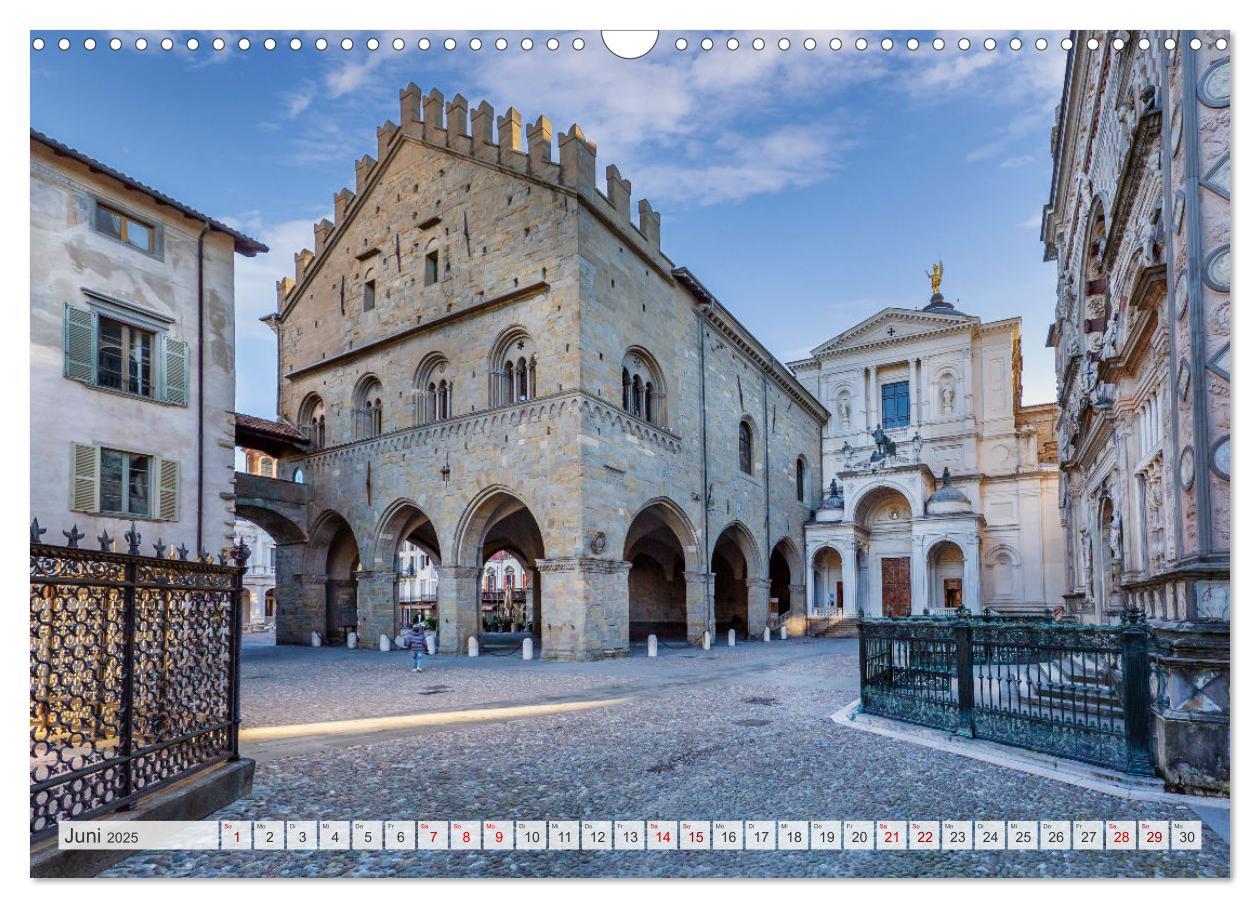 Bild: 9783457151617 | Bezauberndes Bergamo (Wandkalender 2025 DIN A3 quer), CALVENDO...