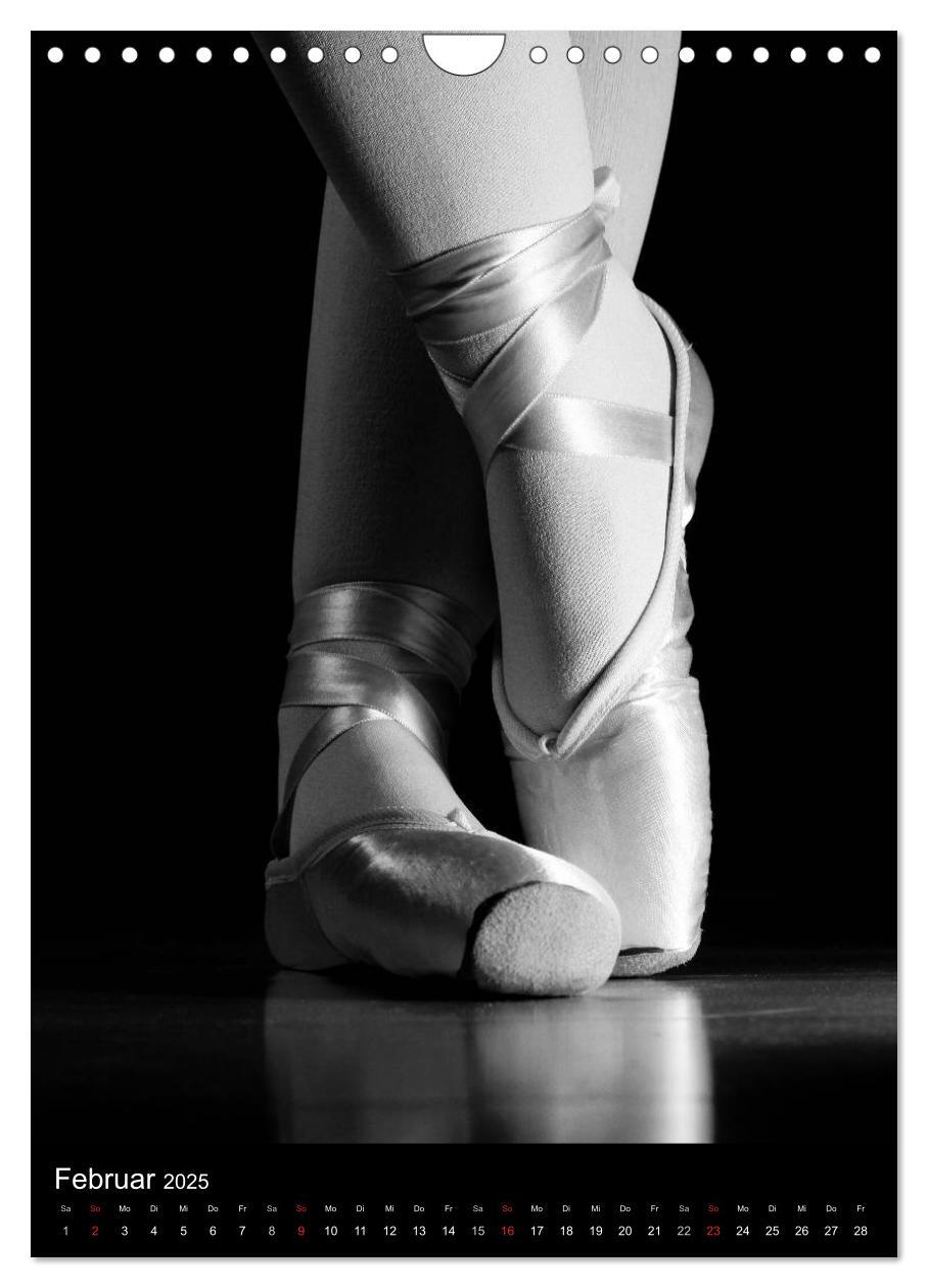 Bild: 9783457049884 | Ballett Schwarzweiss (Wandkalender 2025 DIN A4 hoch), CALVENDO...