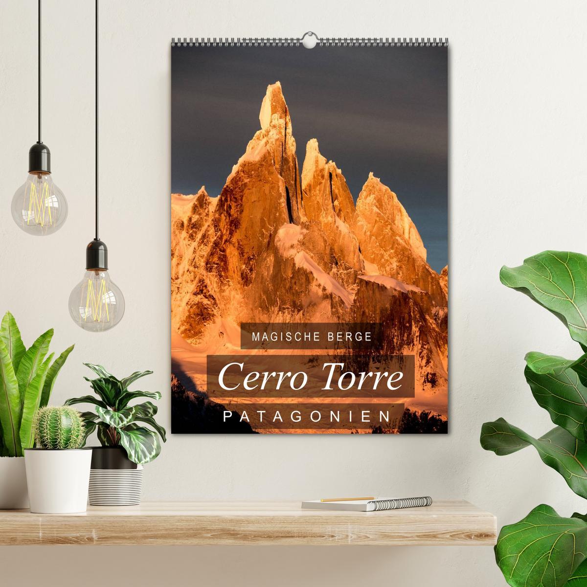 Bild: 9783457061879 | Magische Berge Patagoniens: Cerro Torre (Wandkalender 2025 DIN A2...