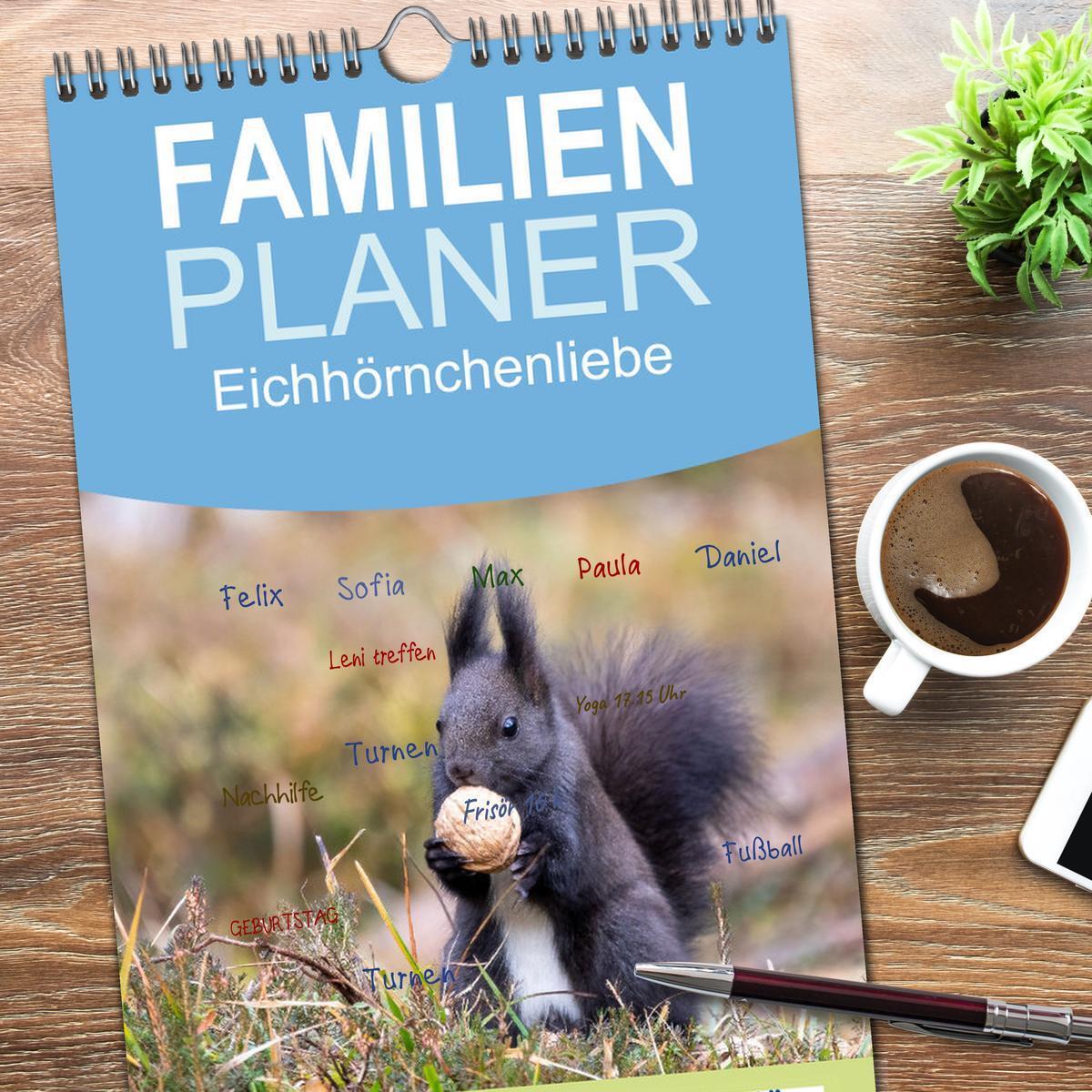 Bild: 9783457098240 | Familienplaner 2025 - Eichhörnchenliebe mit 5 Spalten...