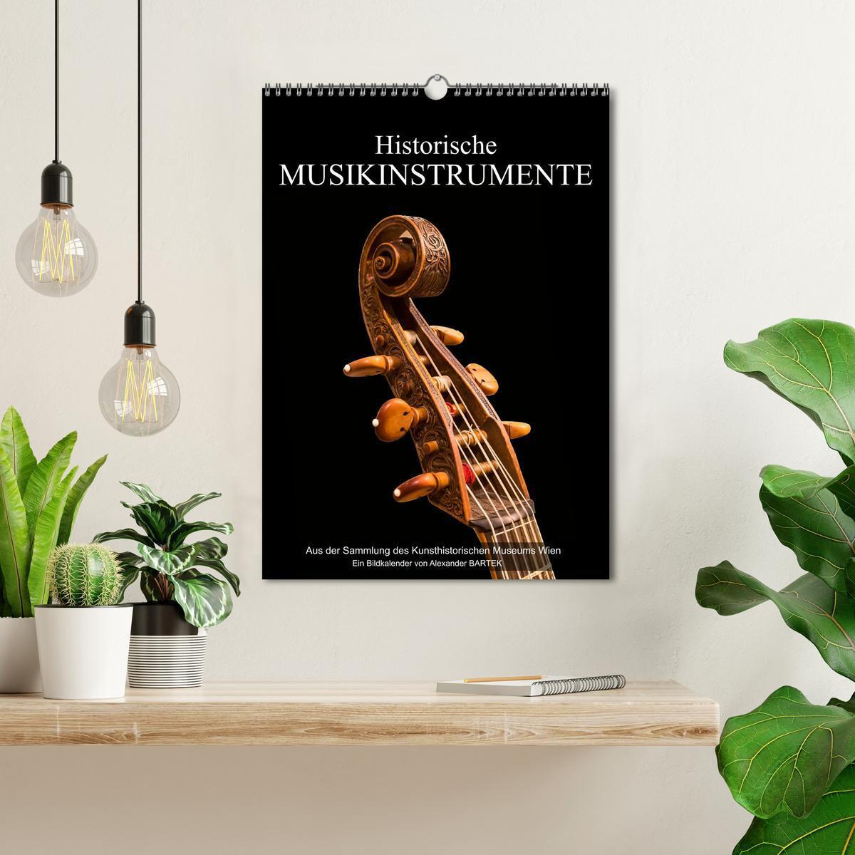 Bild: 9783457031773 | Historische Musikinstrumente (Wandkalender 2025 DIN A3 hoch),...