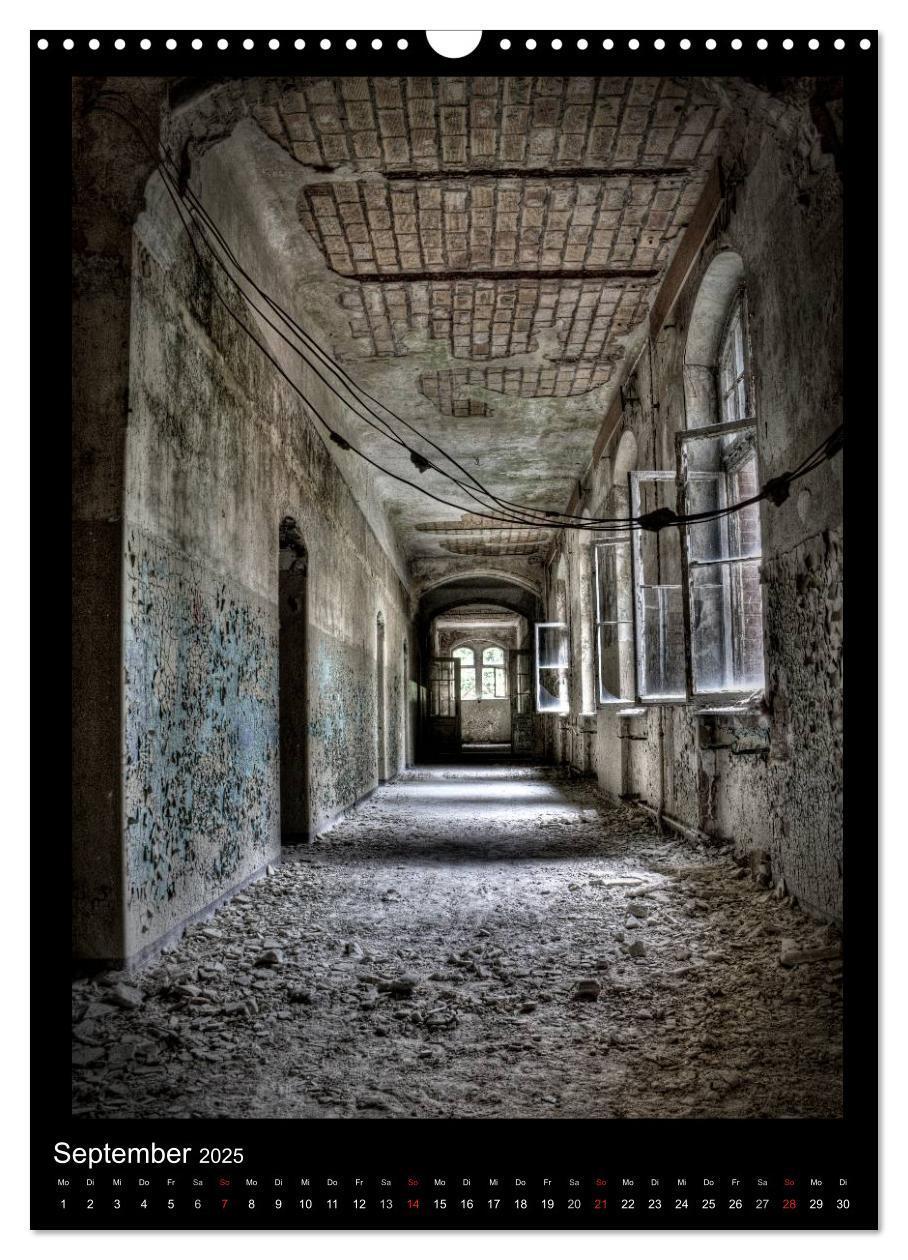 Bild: 9783457082621 | Lost Places Vergessene Orte (Wandkalender 2025 DIN A3 hoch),...