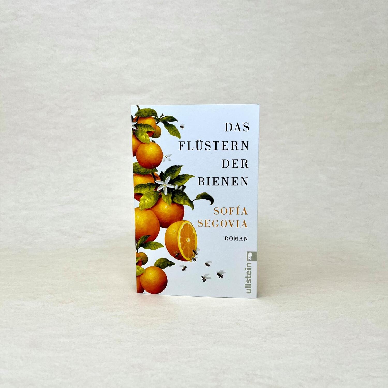 Bild: 9783548066011 | Das Flüstern der Bienen | Sofía Segovia | Taschenbuch | 480 S. | 2022