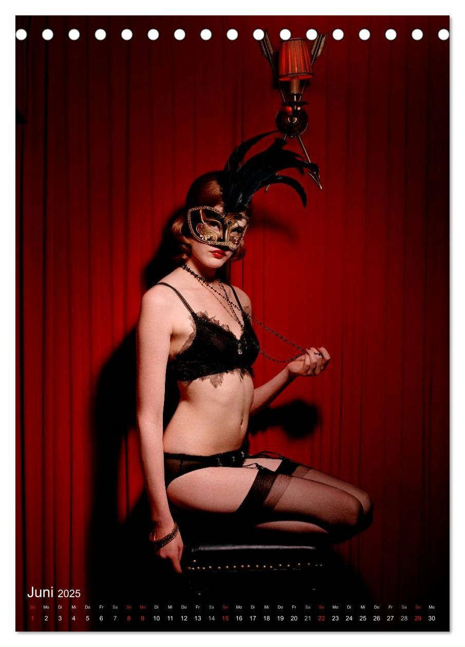 Bild: 9783457046821 | Boudoir Burlesque (Tischkalender 2025 DIN A5 hoch), CALVENDO...