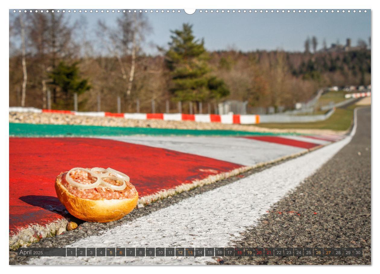 Bild: 9783383894046 | Nürburgring - Mettbrötchenkalender (Wandkalender 2025 DIN A2 quer),...