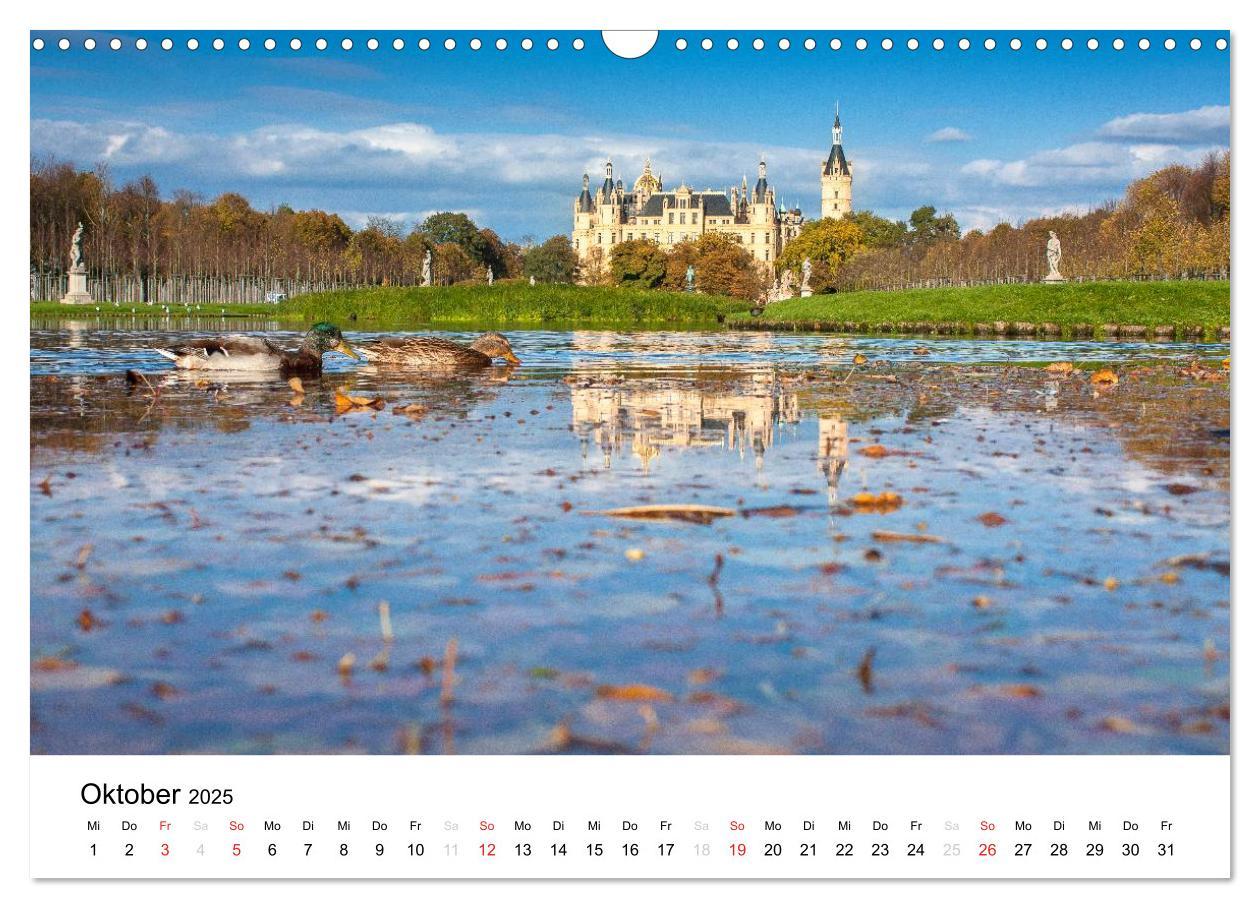 Bild: 9783435655472 | Schweriner Märchenschloss (Wandkalender 2025 DIN A3 quer), CALVENDO...