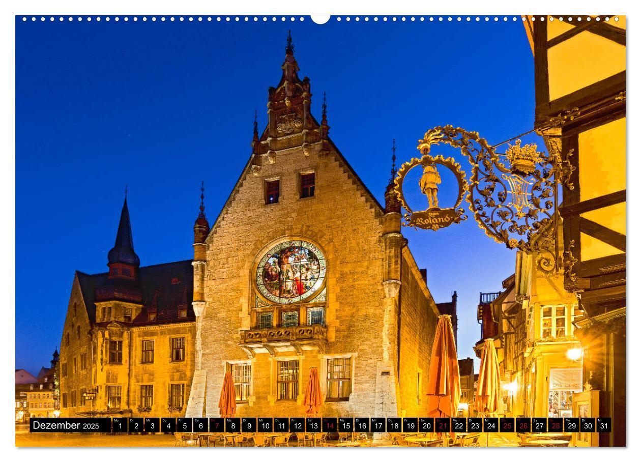 Bild: 9783435215164 | QUEDLINBURG FÜR NACHTSCHWÄRMER (Wandkalender 2025 DIN A2 quer),...