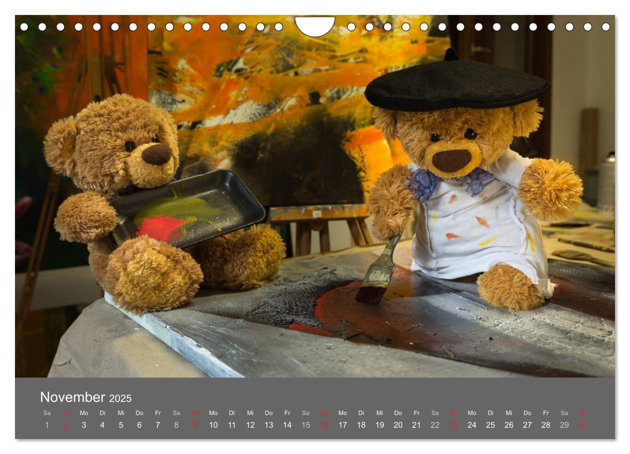 Bild: 9783435503414 | Travelling Teddy 2025 (Wandkalender 2025 DIN A4 quer), CALVENDO...