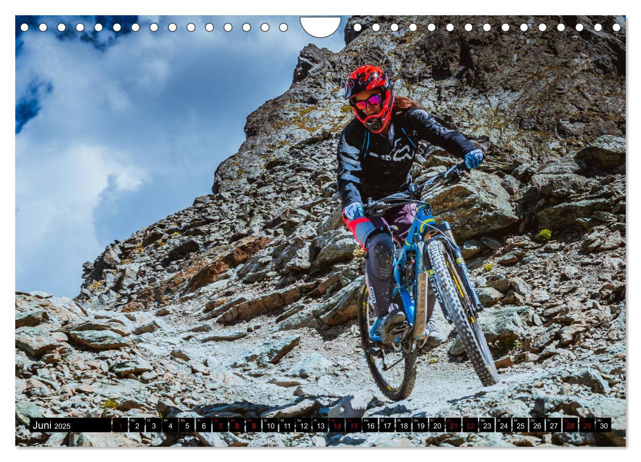 Bild: 9783435434084 | Downhill Action (Wandkalender 2025 DIN A4 quer), CALVENDO...