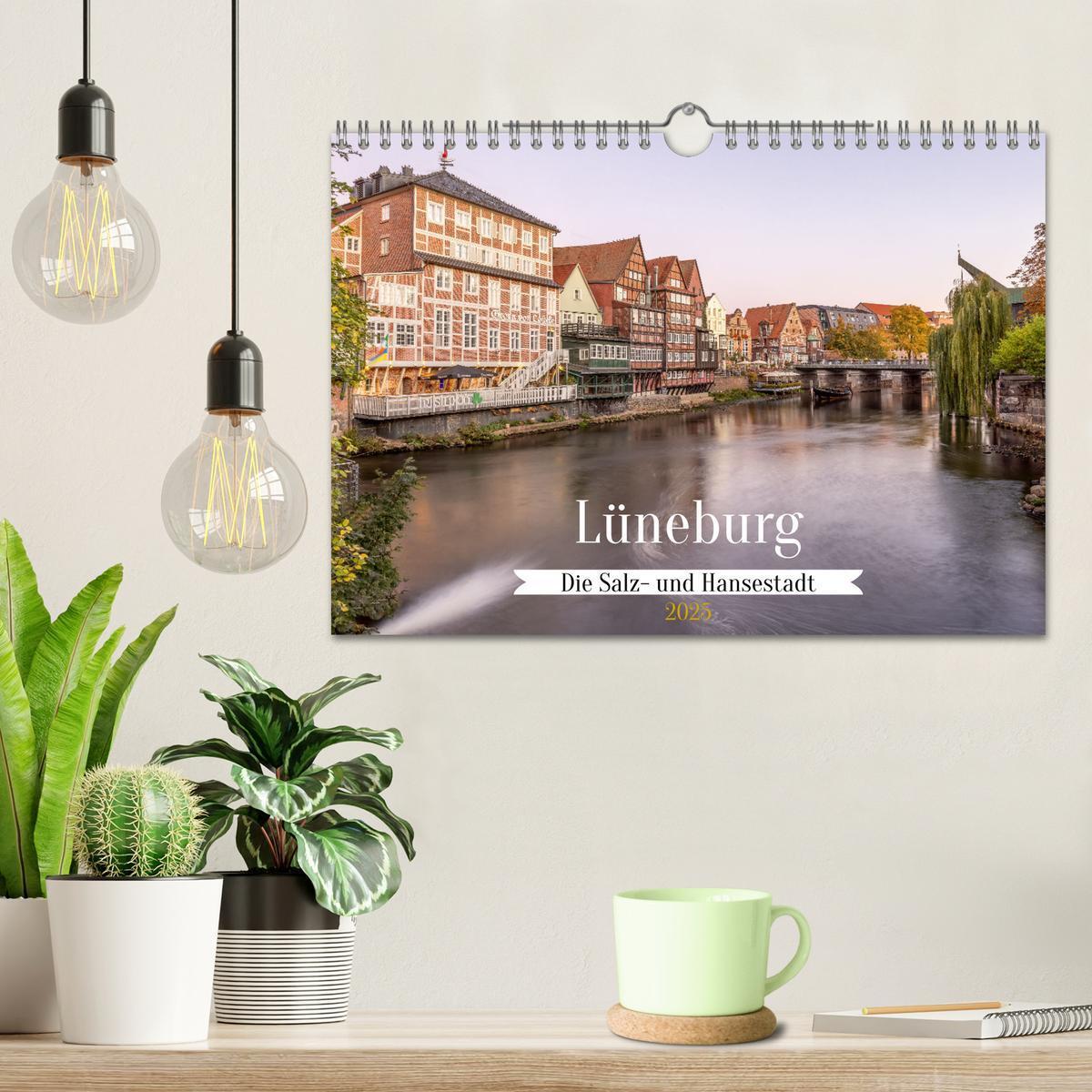 Bild: 9783435724734 | Lüneburg - Die Salz- und Hansestadt (Wandkalender 2025 DIN A4...