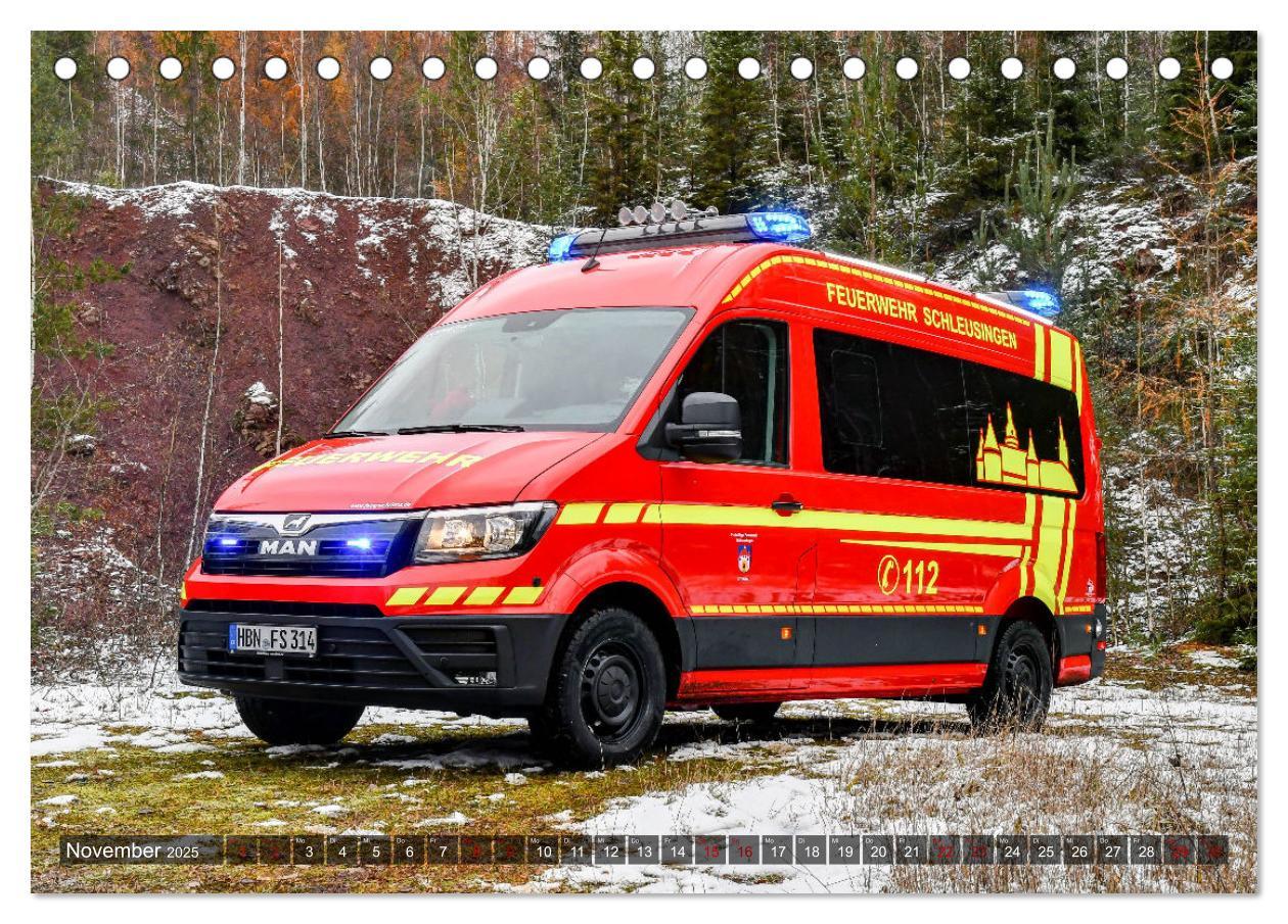 Bild: 9783383897603 | Feuerwehrfahrzeuge (Tischkalender 2025 DIN A5 quer), CALVENDO...