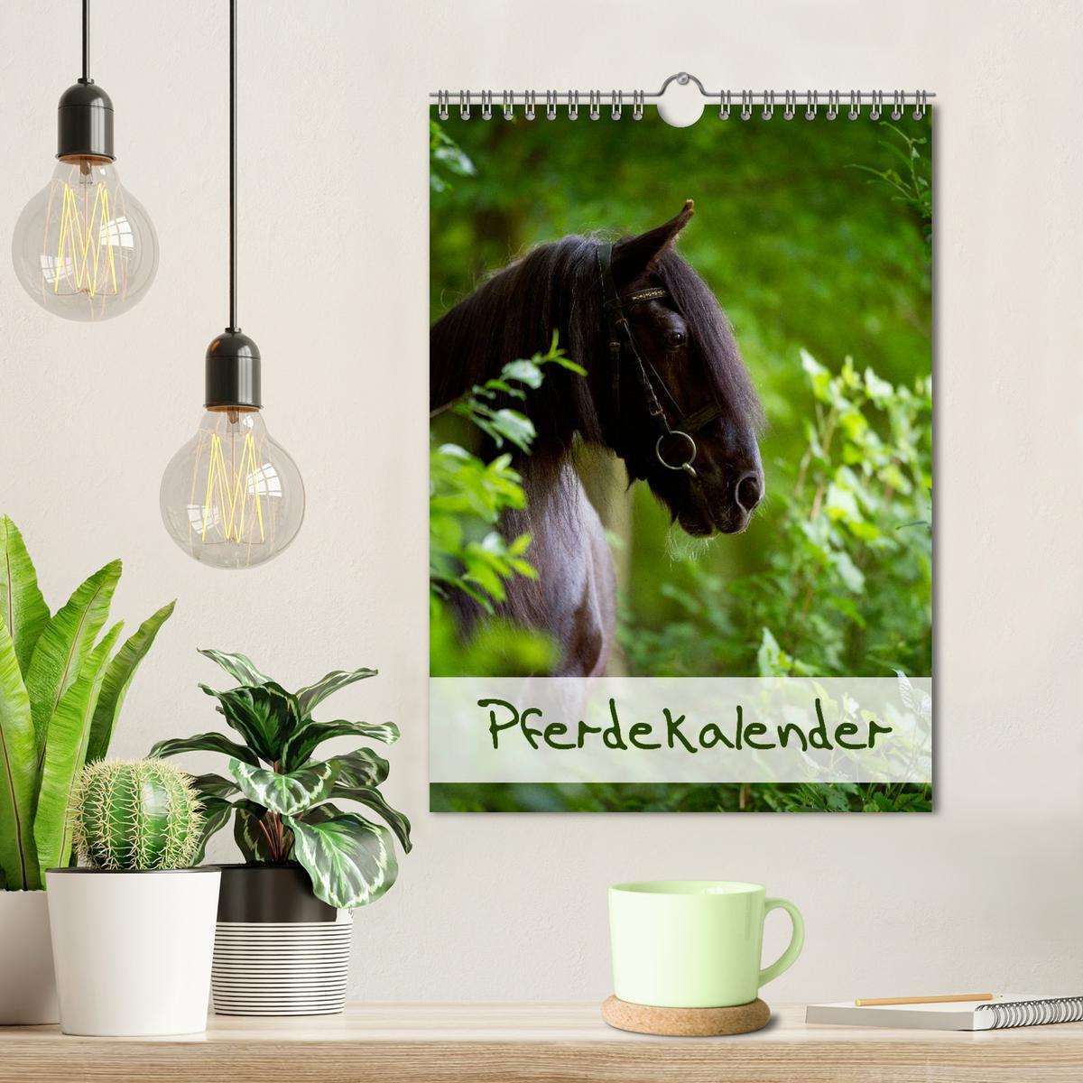 Bild: 9783457065099 | Pferdekalender (Wandkalender 2025 DIN A4 hoch), CALVENDO...